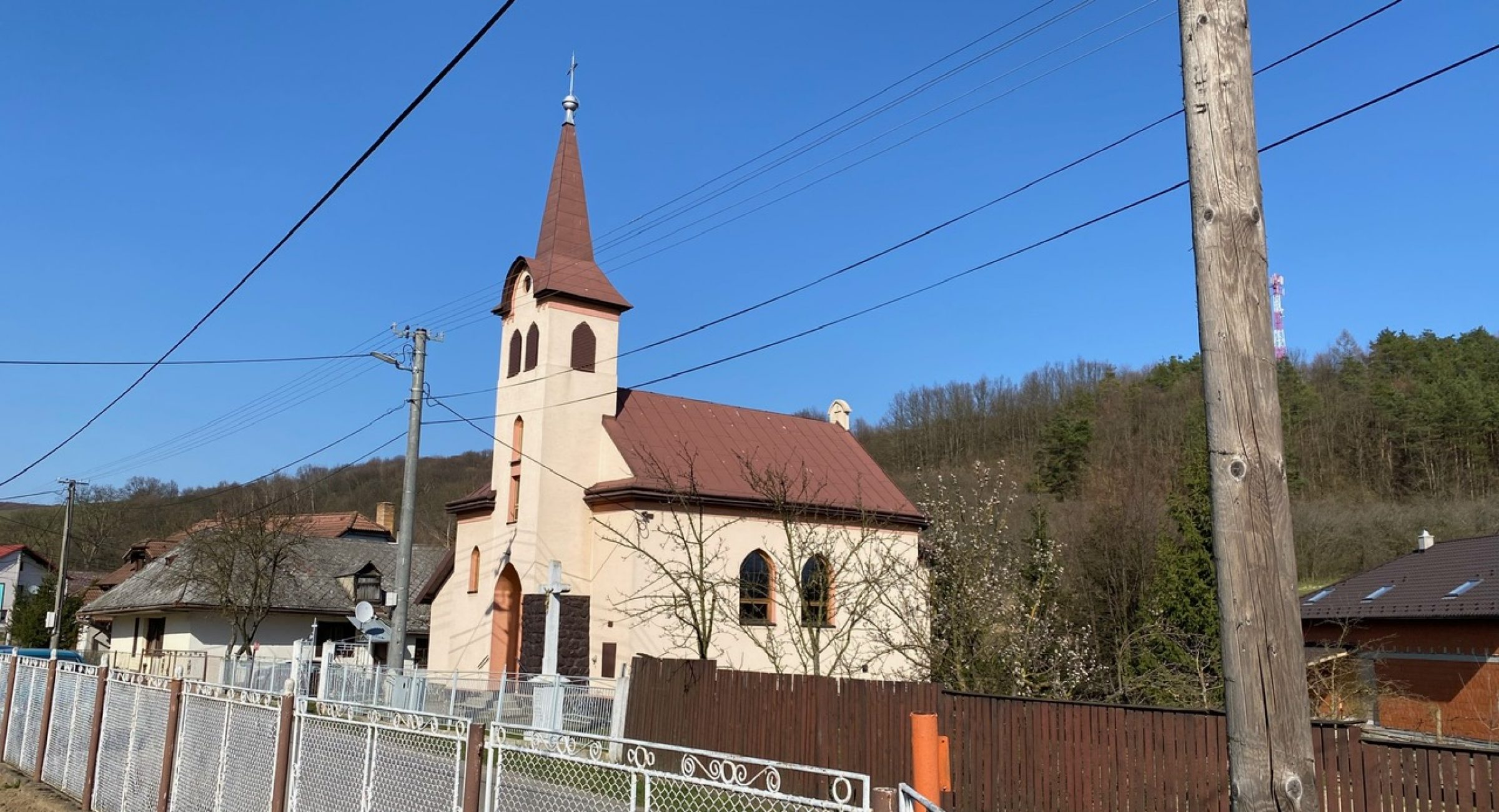 Kostol Najsvätejšej Trojice, Jastrabie nad Topľou